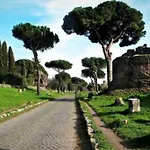 Basilica San Giovanni Appia Antica A Casa Di Amici