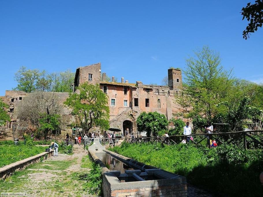 Basilica San Giovanni Appia Antica A Casa Di Amici Rome